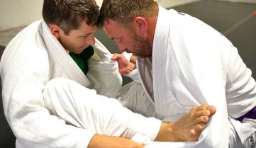 Adults rolling BJJ 1